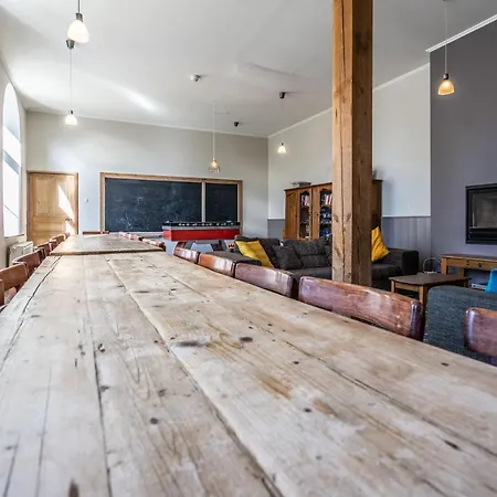 Nyaraló La Petite Ecole *